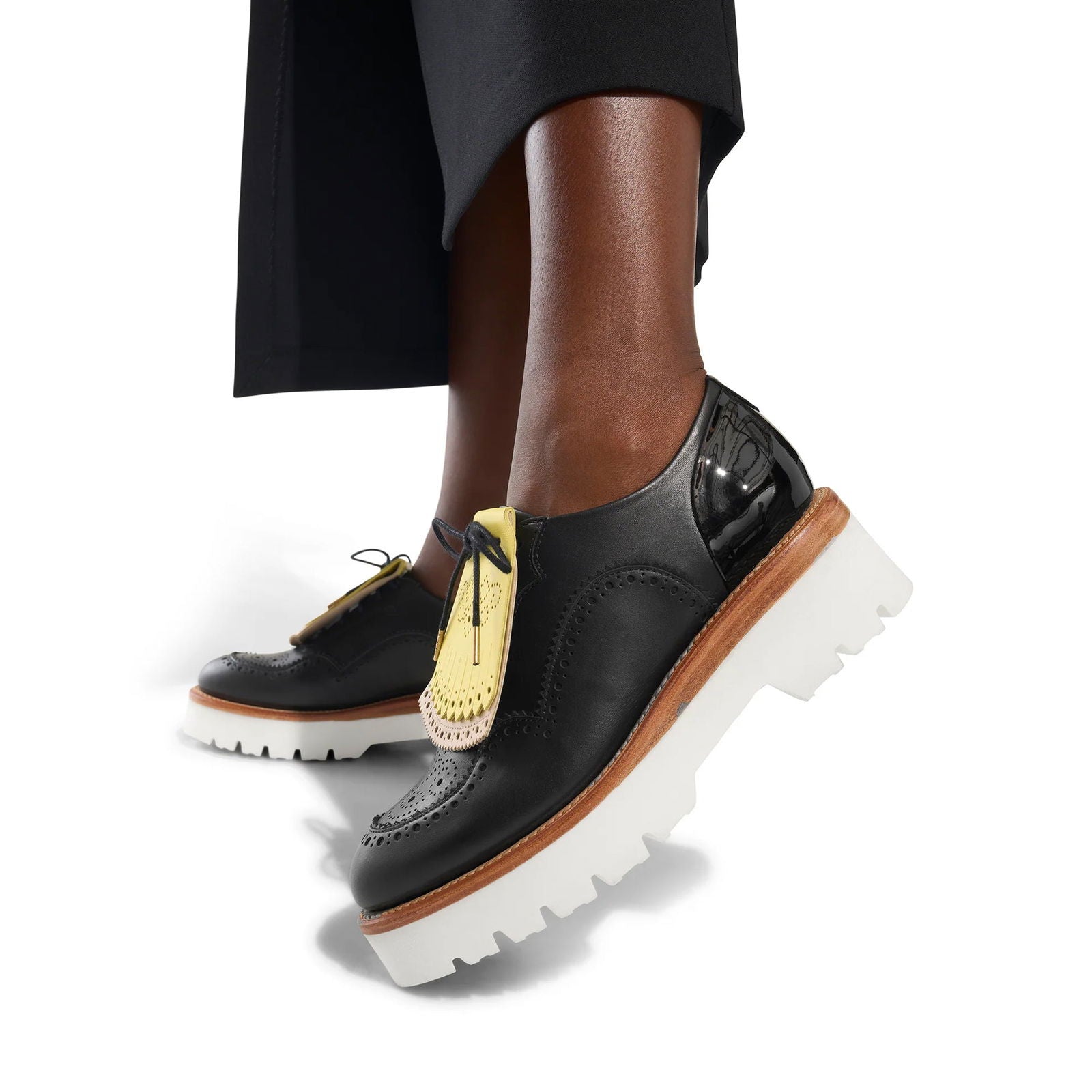 Ms. Elaine Oxford Black - Milanese Leather