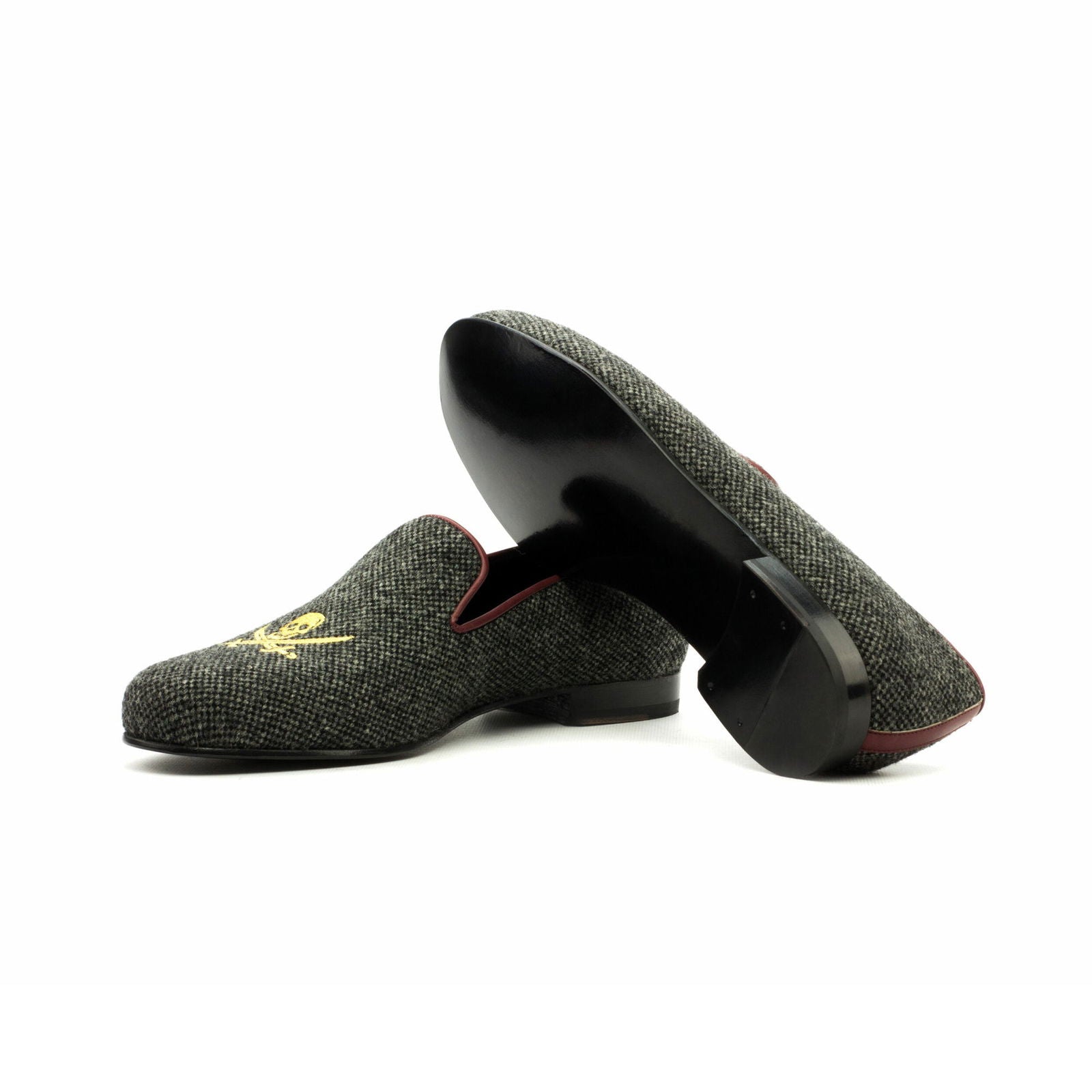 Embroidered Albert Slippers SKULL - Milanese Leather