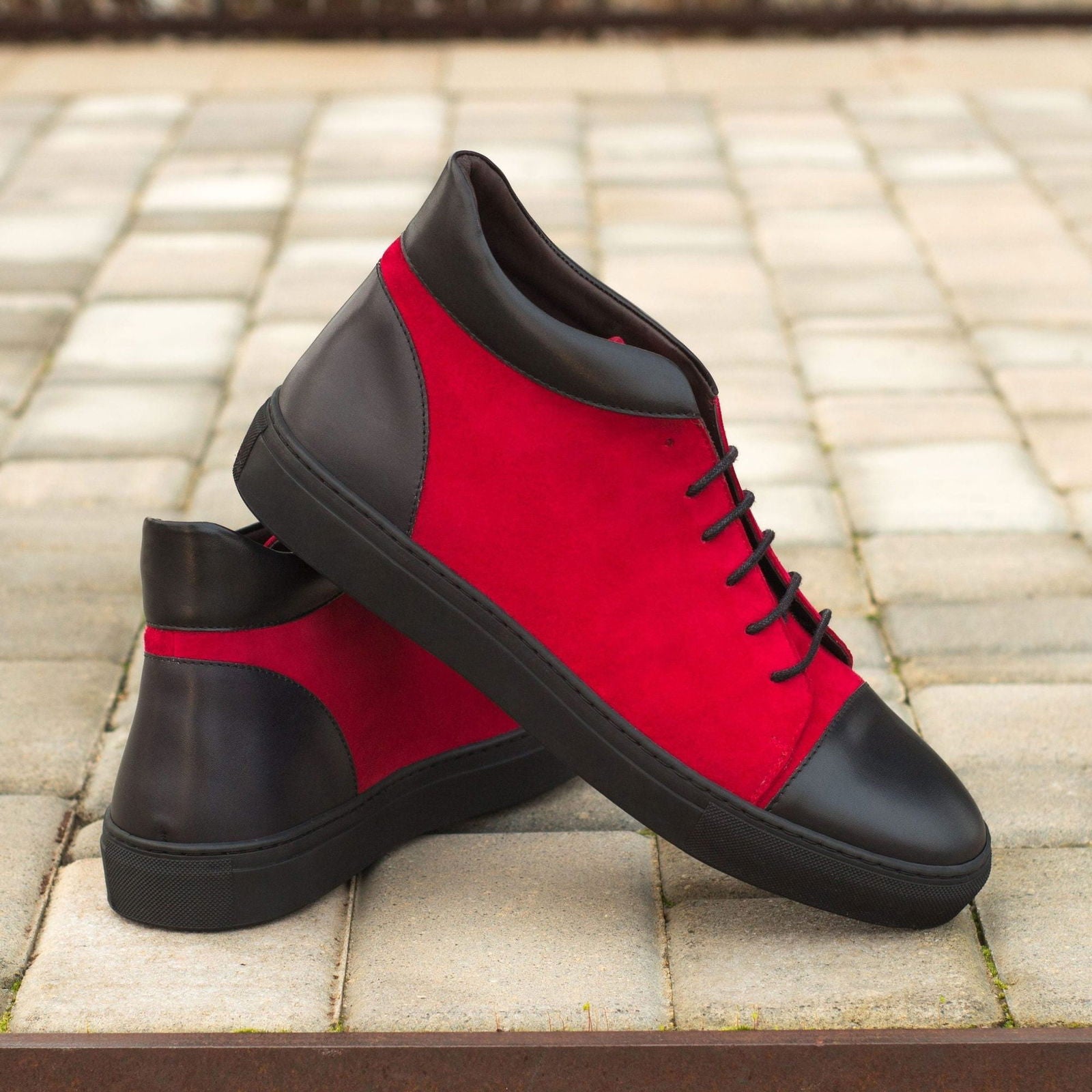 High-Top Sneakers BULLS - Milanese Leather