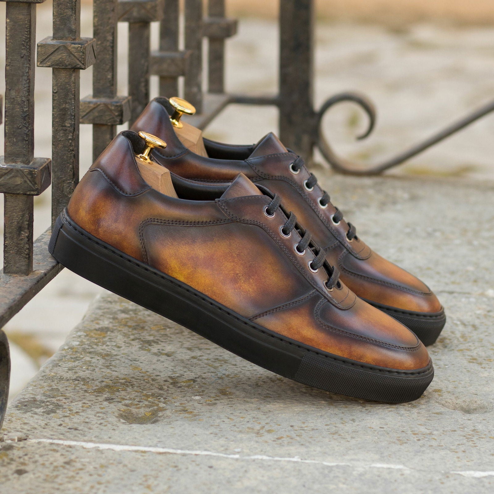 Patina Low-Top Sneakers FIERCE - Milanese Leather